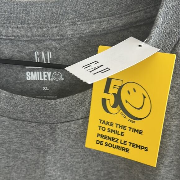 NWT GAP X Smiley Graphic Smile Happy Face Tee T-Shirt XL - Picture 3 of 5